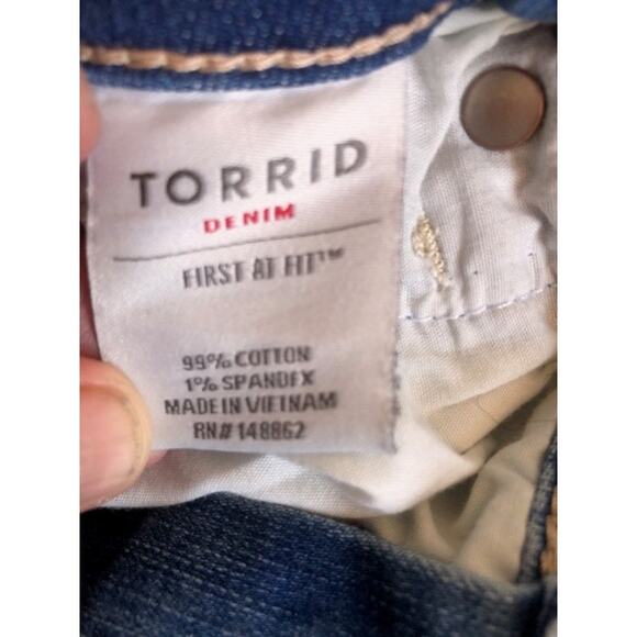 Torrid Womens Denim Slim Bootcut Jeans Size 16R - Picture 3 of 7